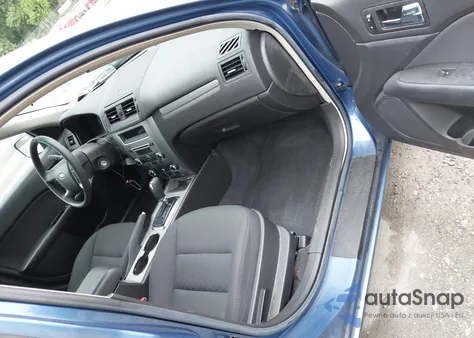 2010 Ford Fusion Se из США, поврежденный, VIN 3FAHP0HG2AR356487